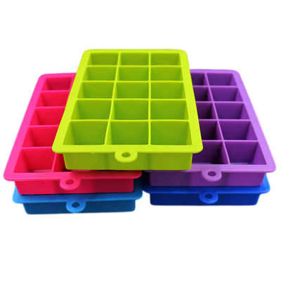 Vassoi quadrati innocui per cubetti di ghiaccio in silicone 15 cavità multicolori riutilizzabili