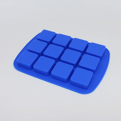 Vassoi flessibili blu durevoli del cubetto di ghiaccio, muffa personale insapore del cubetto di ghiaccio del silicone