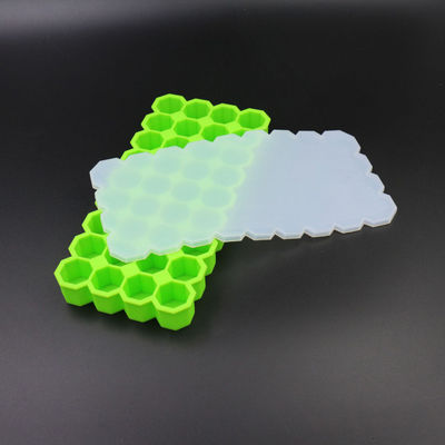 La muffa pratica BPA del ghiaccio del silicone di 36 cavità libera facilmente il pop-up con il coperchio