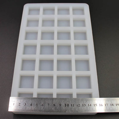 Stampo per Caramelle in Silicone Cioccolato Trasparente 28 Cavità 26x16x1.5cm